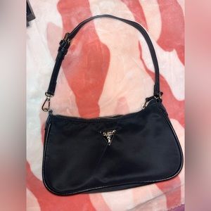 Guess shoulder bag